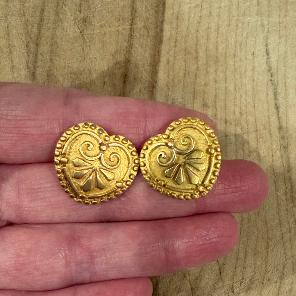 Stunning Vtg Heart Earrings Possibly Christian LaCroix